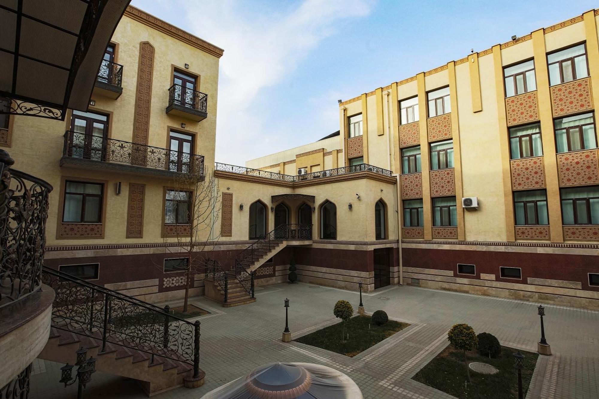 Zargaron Plaza Hotel Buxoro Ngoại thất bức ảnh