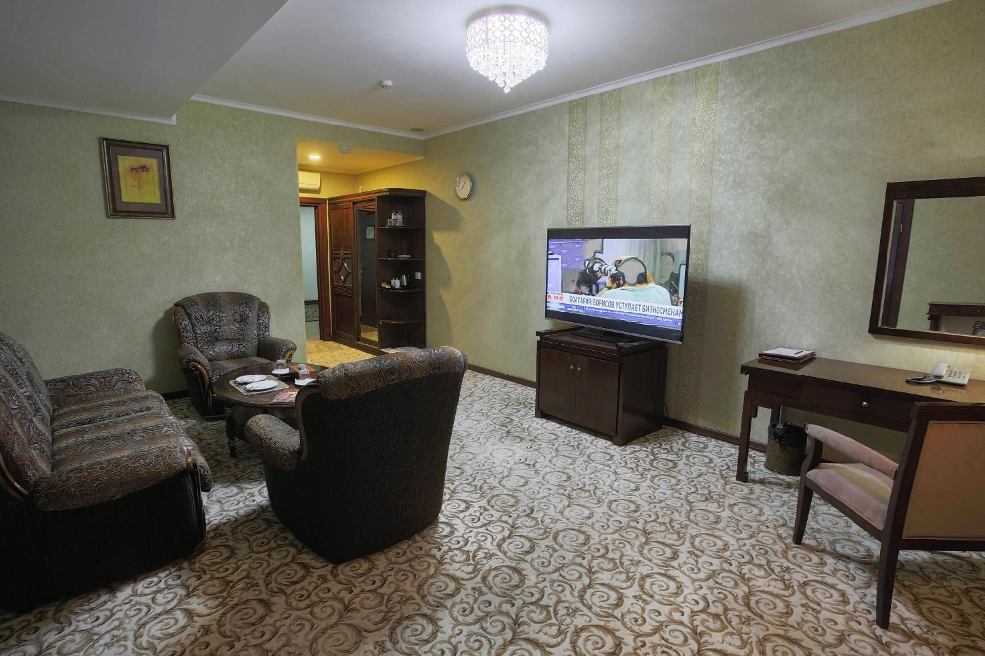 Zargaron Plaza Hotel Buxoro Ngoại thất bức ảnh