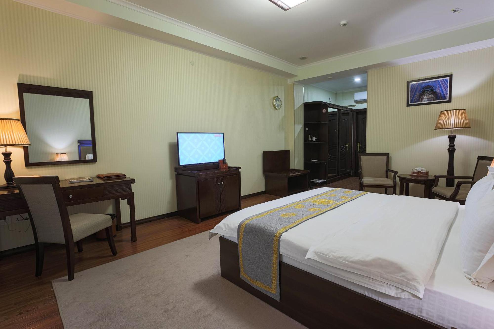 Zargaron Plaza Hotel Buxoro Ngoại thất bức ảnh