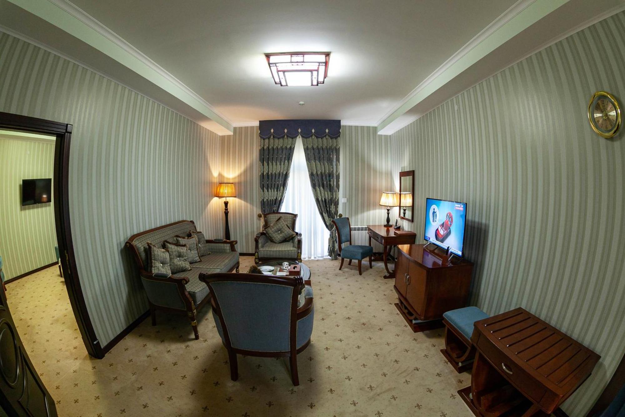 Zargaron Plaza Hotel Buxoro Ngoại thất bức ảnh
