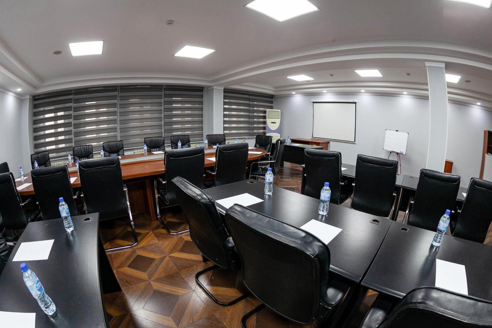 Zargaron Plaza Hotel Buxoro Ngoại thất bức ảnh