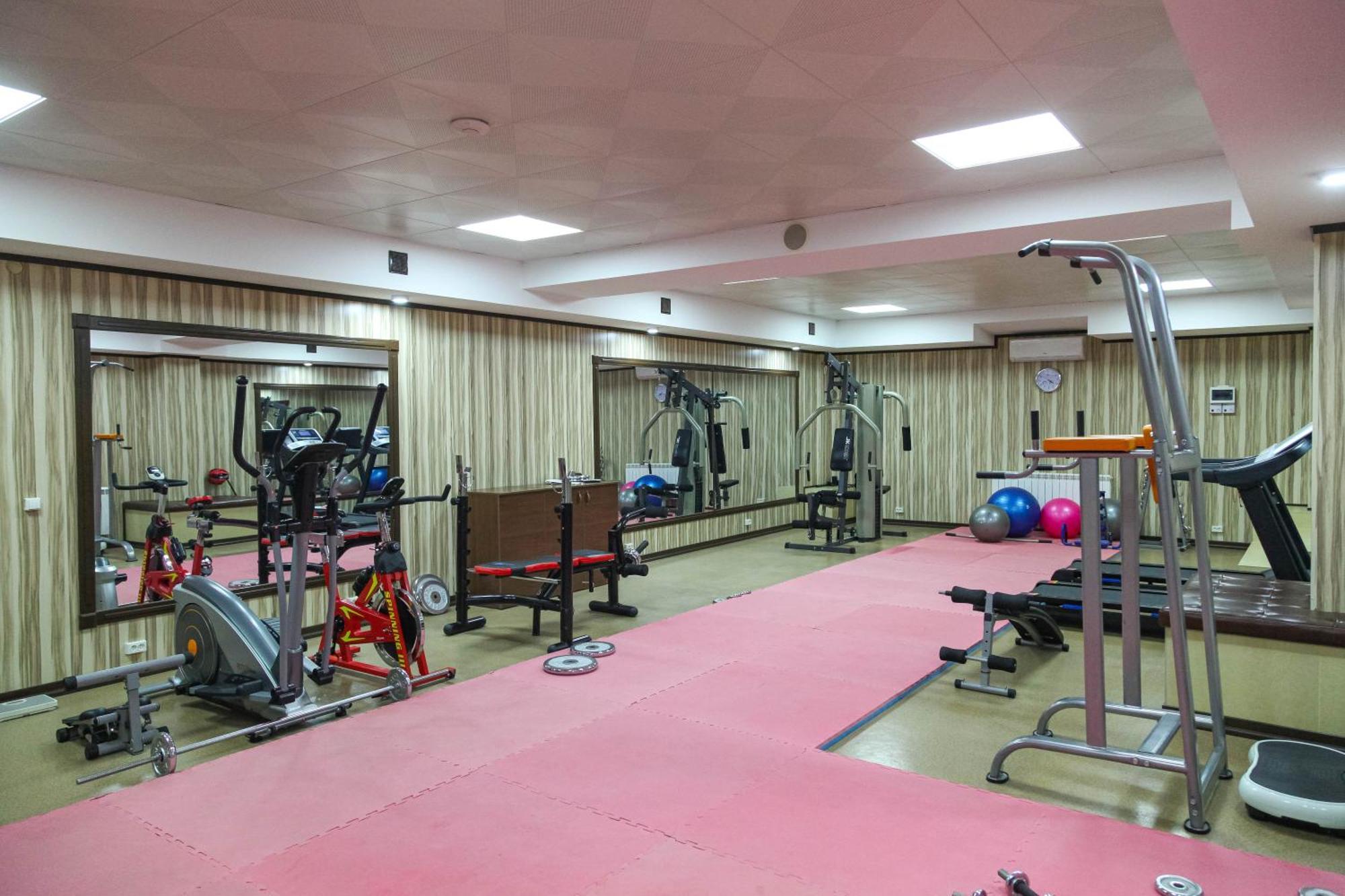 Zargaron Plaza Hotel Buxoro Ngoại thất bức ảnh
